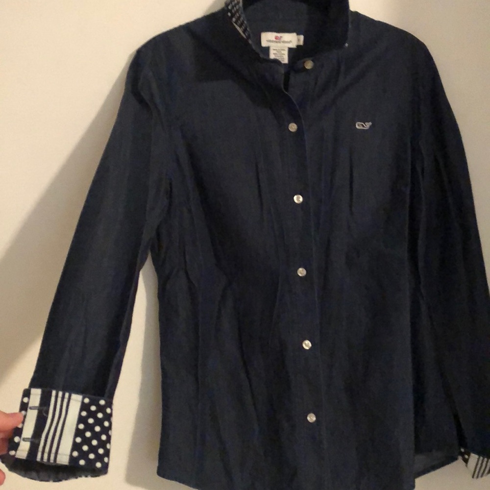 Vineyard Vines dark denim, lightweight button up